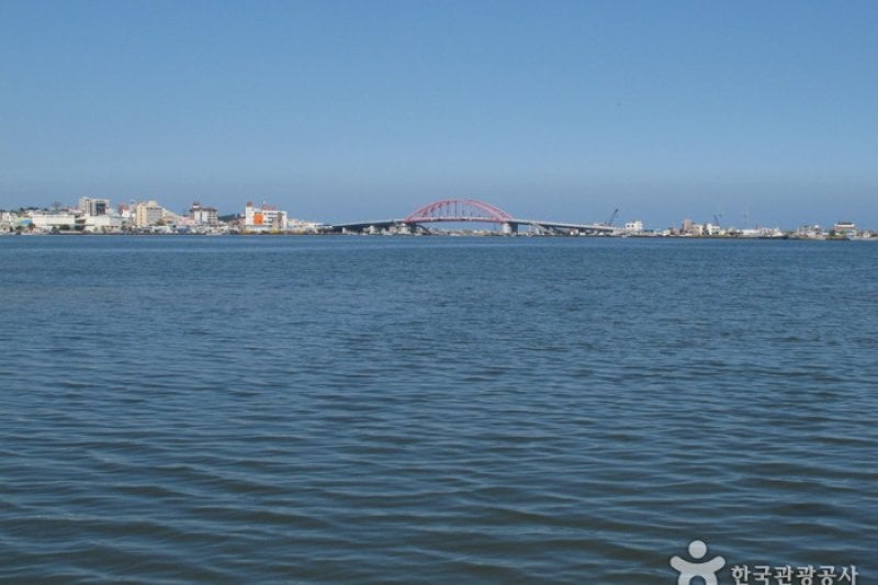 Cheongchoho Lake  (5/18)