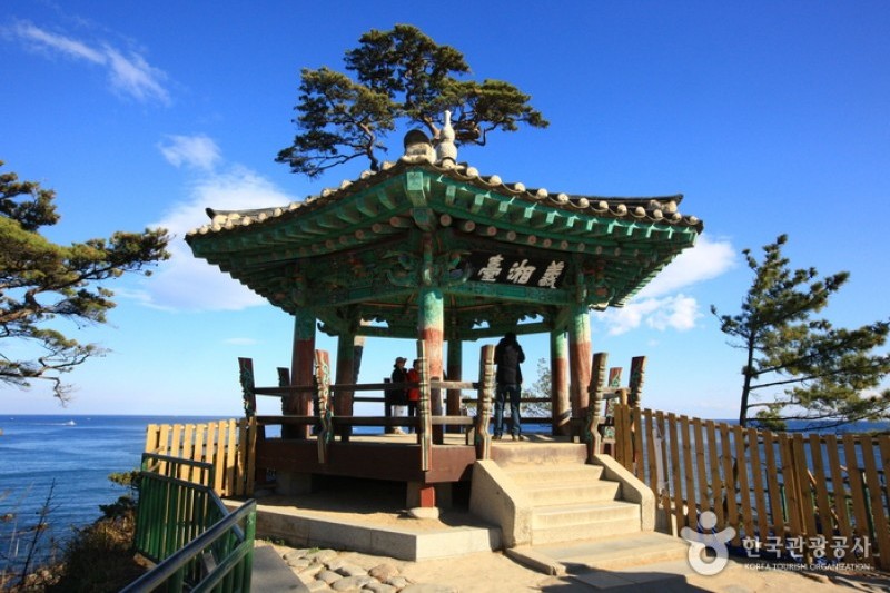 Uisangdae Pavilion  (7/7)
