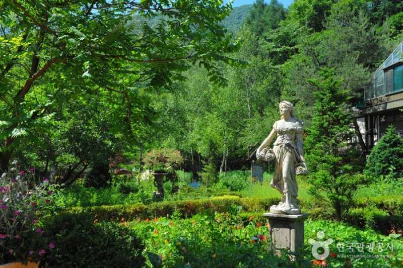 Herbnara Farm  (11/11)