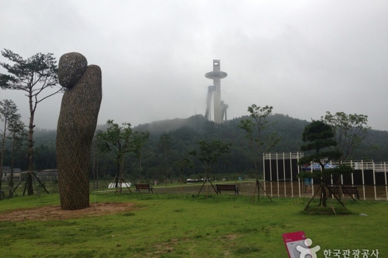 Holiday Inn Resort, Alpensia Pyeongchang  (2/4)