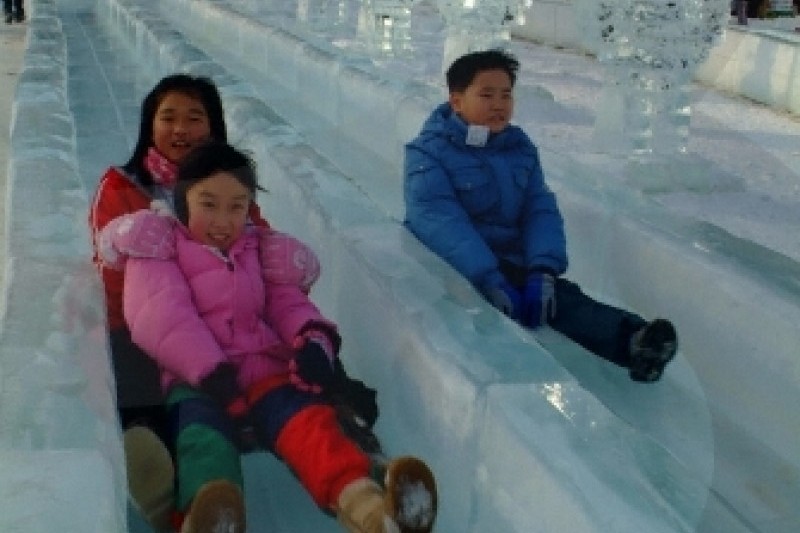 Daegwallyeong Snow Festival  (8/32)