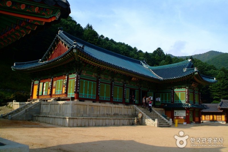 Sangwonsa Temple  (15/21)
