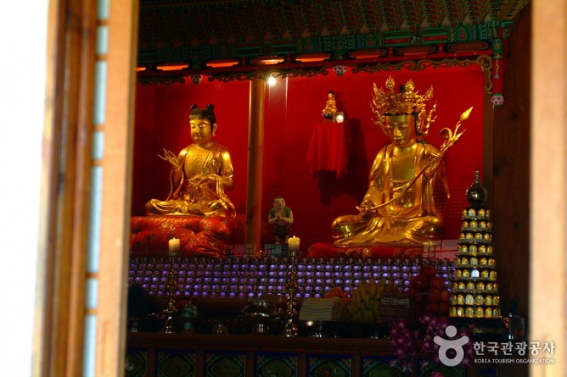 Sangwonsa Temple  (18/21)