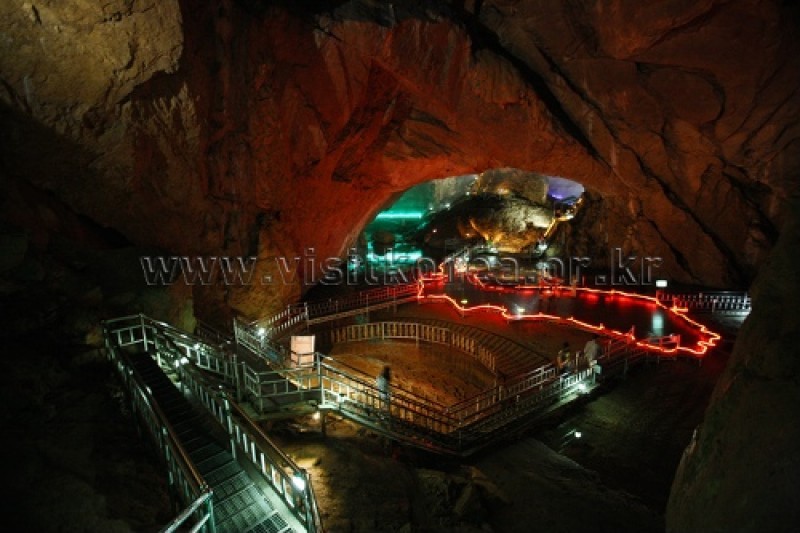 Hwanseongul Cave 