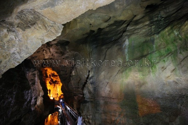 Hwanseongul Cave 