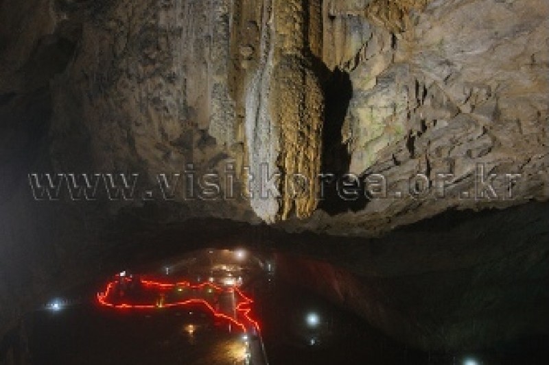 Hwanseongul Cave 