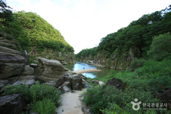Goseokjeong National Tourist Area