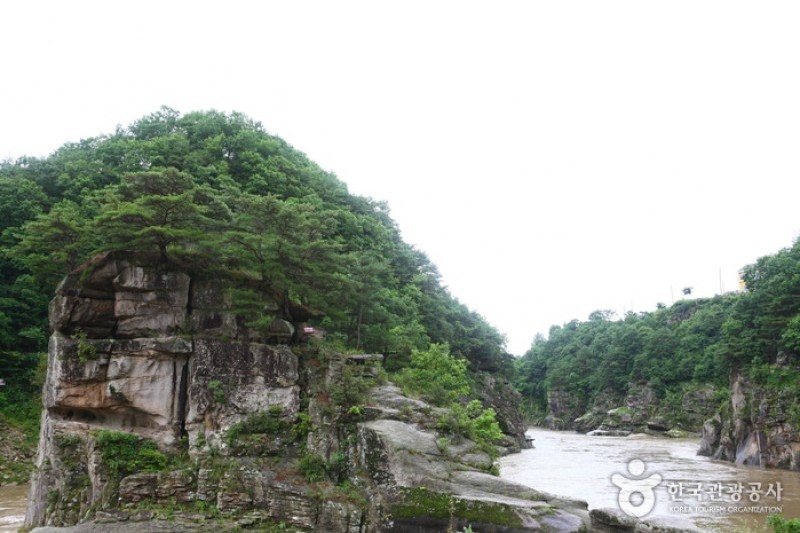 Goseokjeong National Tourist Area  (9/19)