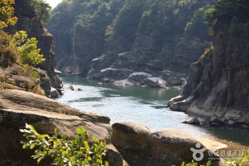 Goseokjeong National Tourist Area  (14/19)