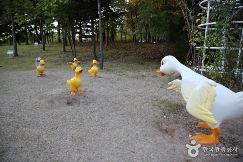 Gangwon-do Provincial Flower Garden  (3/27)