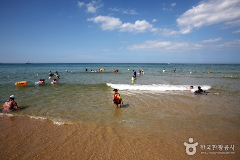 Samcheok Beach  (4/10)