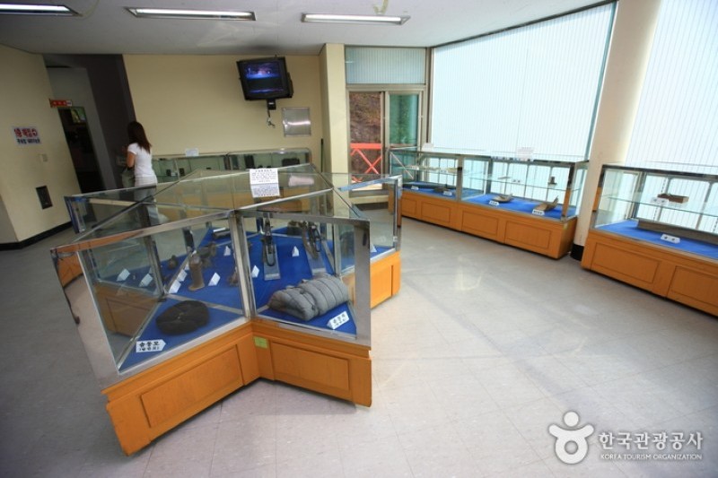 The 2nd Tunnel  (Cheorwon)  (4/6)