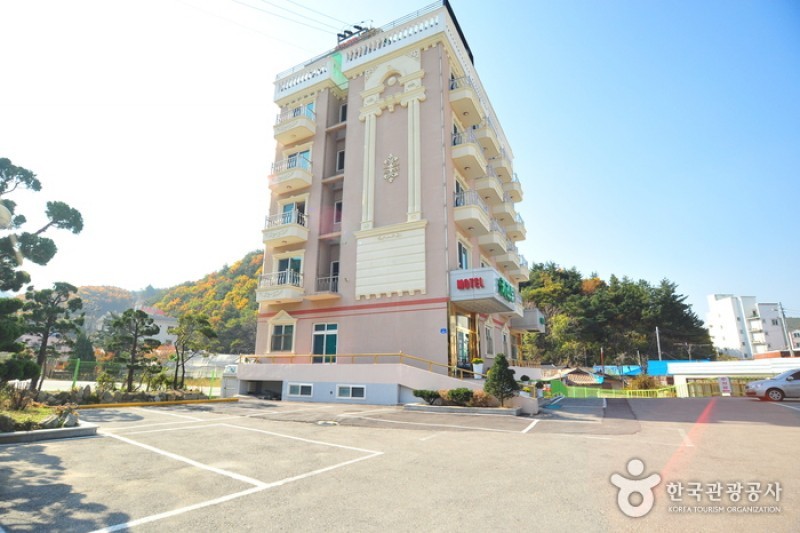 Carib Motel - Goodstay  (4/8)