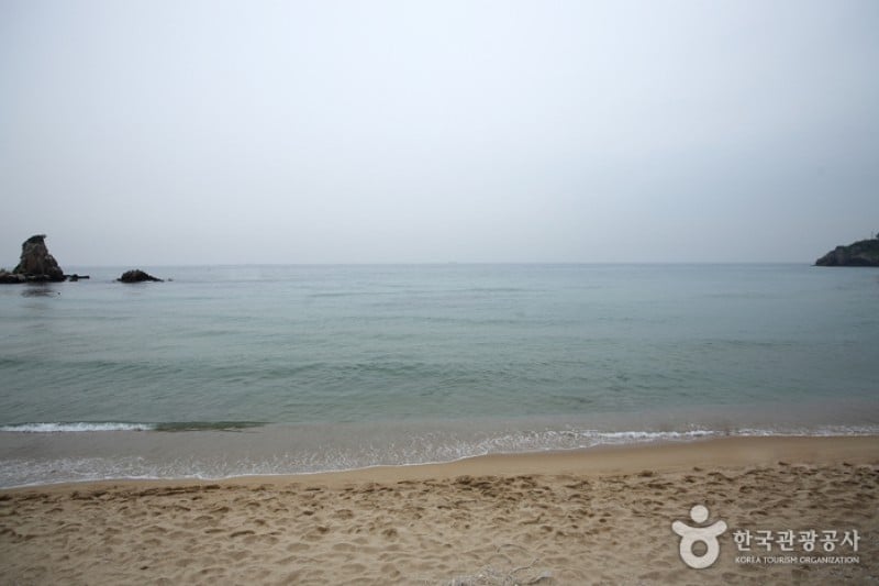 Chuam Beach  (9/19)