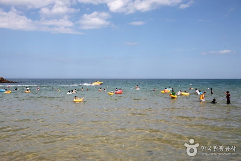 Chuam Beach  (13/19)
