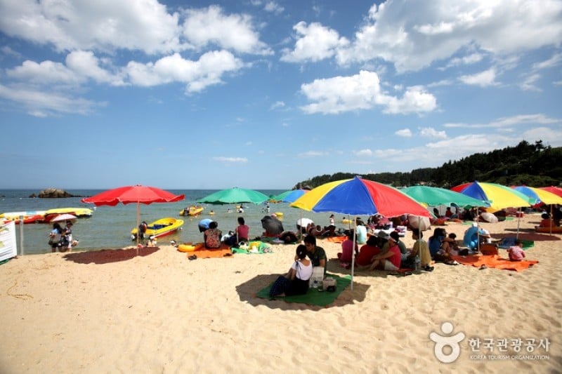 Chuam Beach  (15/19)