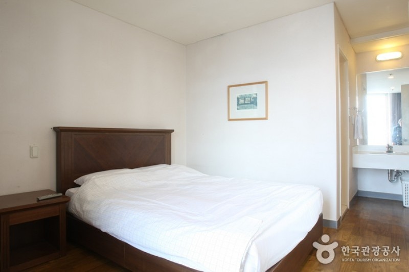 Phoenix Park Condominium  (17/22)