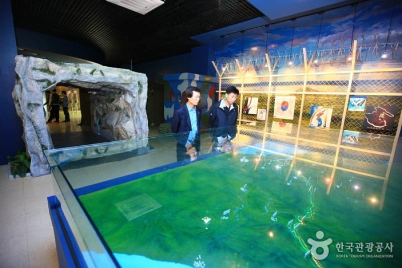 Cheorwon Peace Observatory  (8/10)
