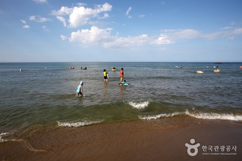 Maengbang Beach  (13/20)