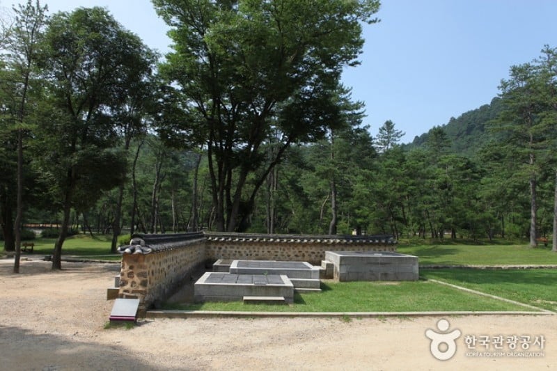 Jangneung Royal Tomb [UNESCO World Heritage]  (15/34)