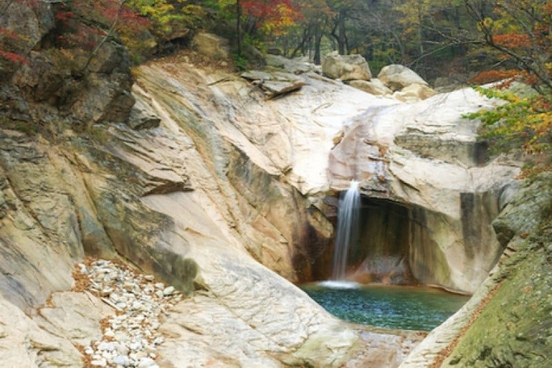 Yongso Falls  (3/3)