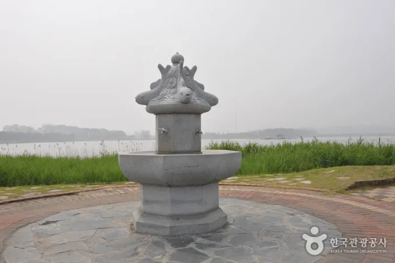 Gyeongpo Provincial Park  (2/6)
