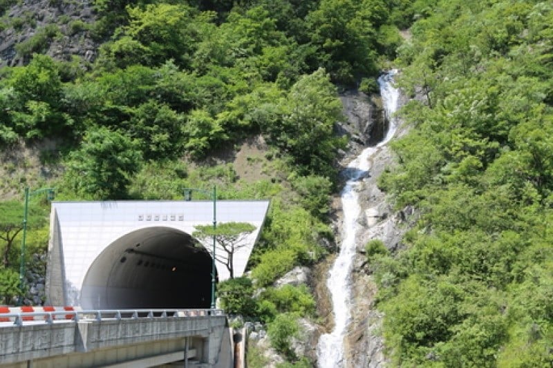 Eorayeon Valley  (2/2)