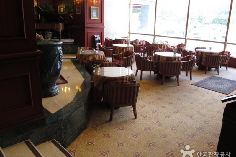 Kensington Stars Hotel  (16/37)