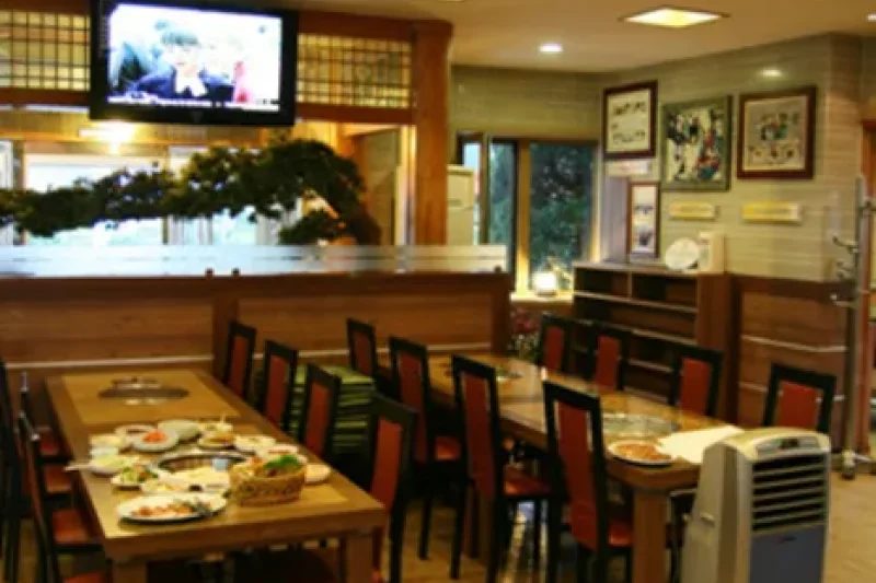 Hansongjeong Garden  (9/13)