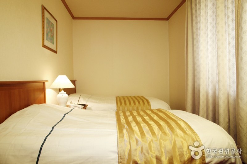 Chuncheon Sejong Hotel  (10/20)