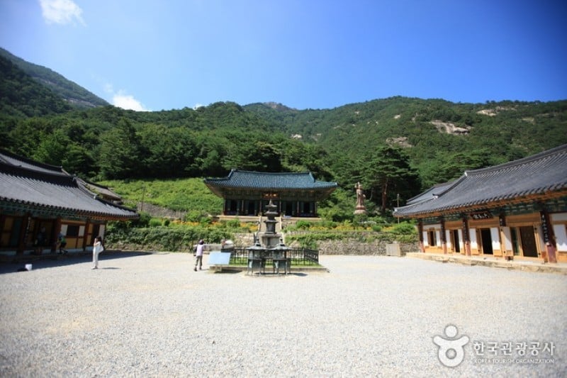 Samhwasa Temple 