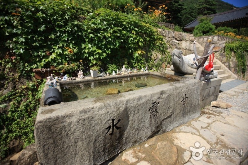 Samhwasa Temple 