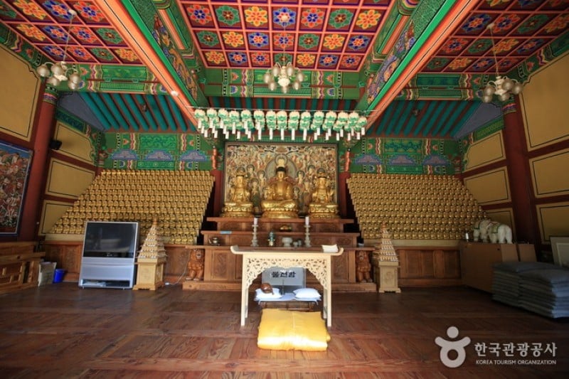Samhwasa Temple 