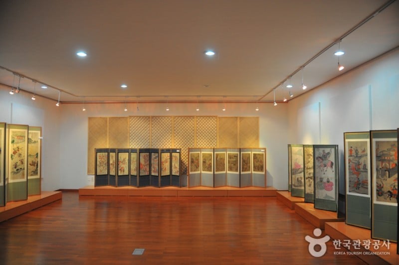 Chosun Minhwa Museum  (4/7)