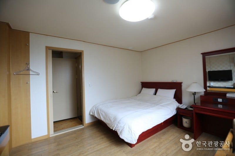 New Donghae Hotel  (3/5)