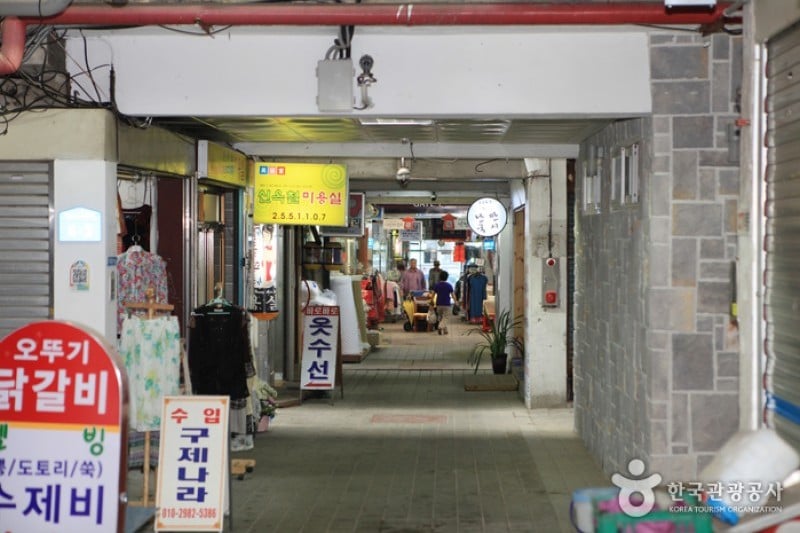 Chuncheon Romantic Market  (2/18)