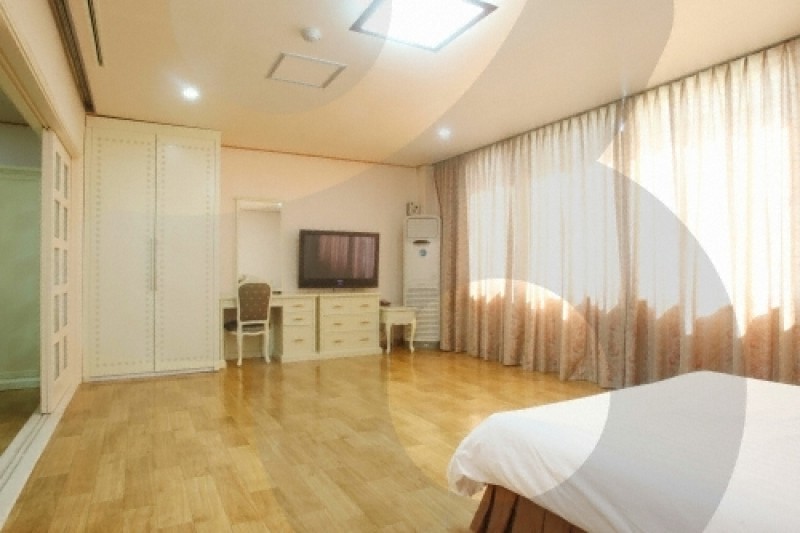 Hotel Sorak Kyoyuk Munhwa Hoekwan  (13/18)