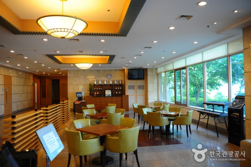 I' Park Condominium  (3/6)
