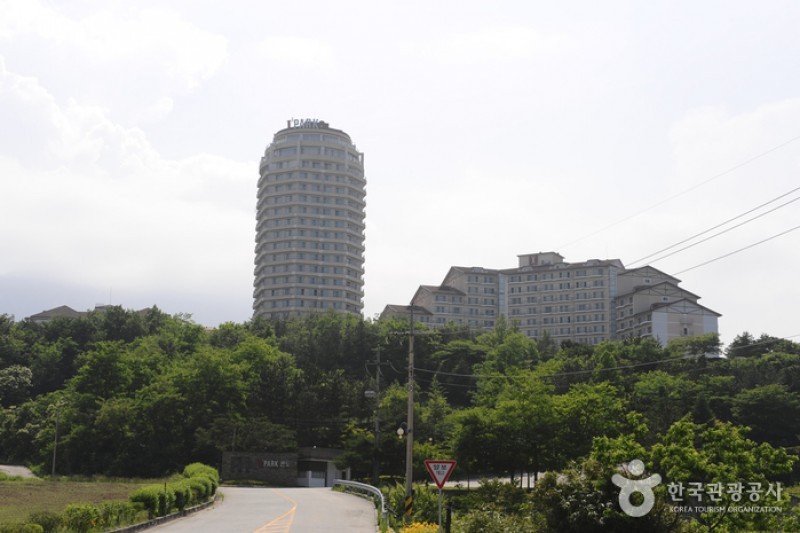 I' Park Condominium  (5/6)