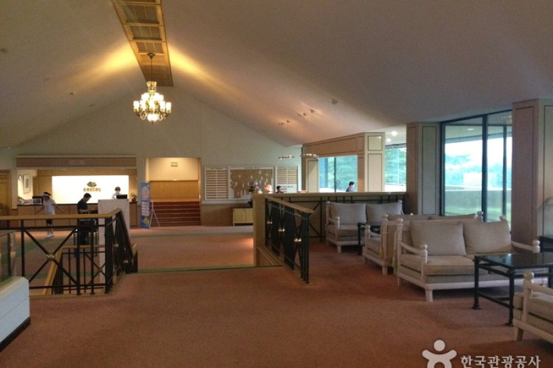 Yongpyong Golf Club  (3/5)