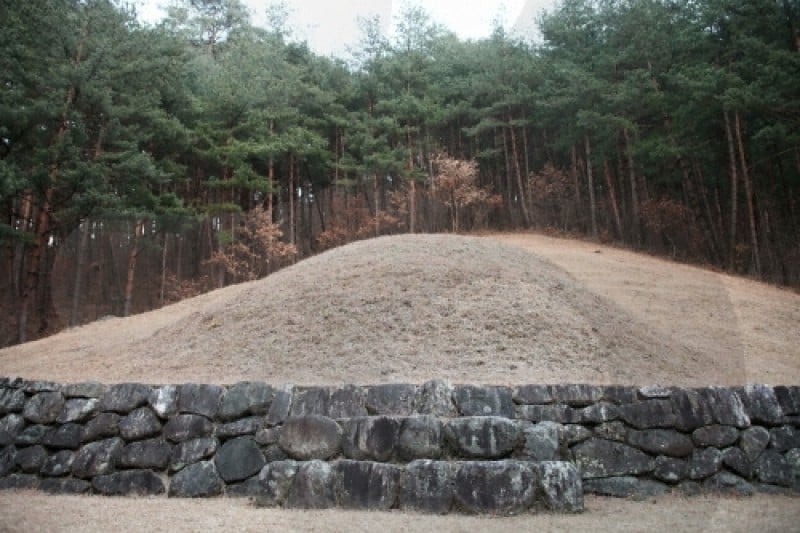Samcheok Yeonggyeongmyo grave  (3/5)