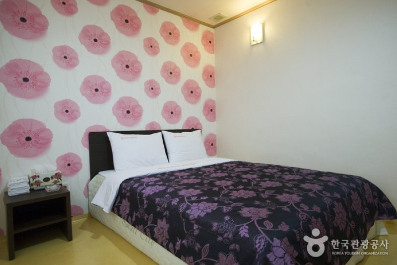Tiffany Motel - Goodstay  (14/21)