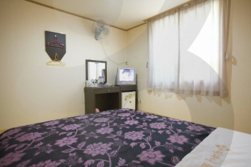 Tiffany Motel - Goodstay  (15/21)