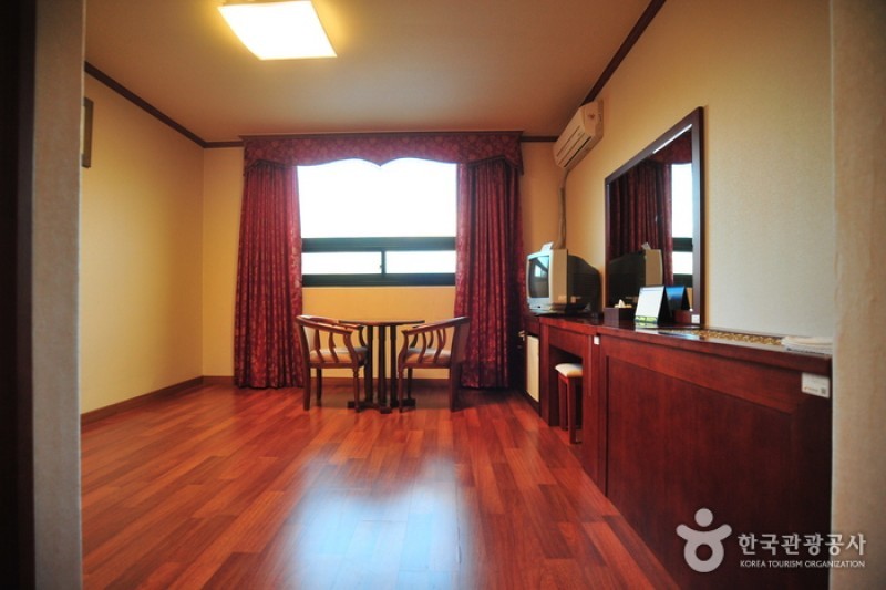 Chiaksan Hotel - Goodstay  (19/29)
