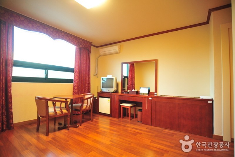 Chiaksan Hotel - Goodstay  (20/29)