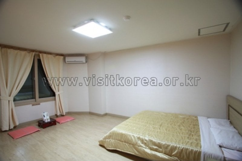 Cheoksan Spa - Goodstay  (2/18)