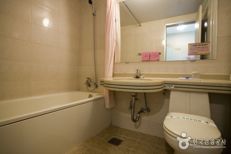 Cheoksan Spa - Goodstay  (17/18)