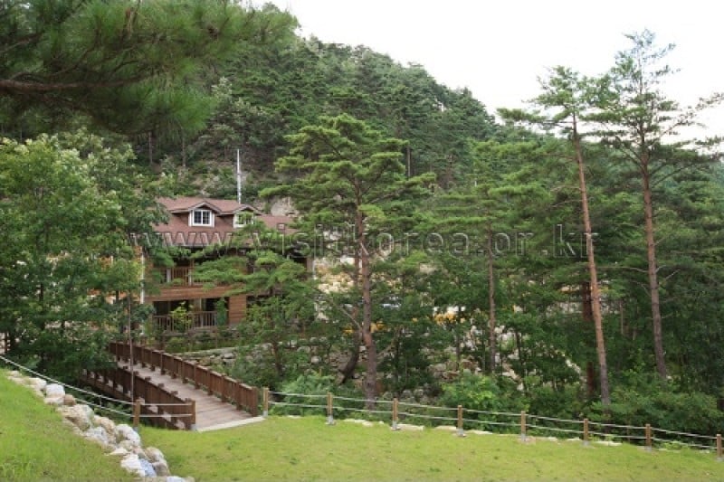 Geombongsan Natural Recreation Forest  (5/27)