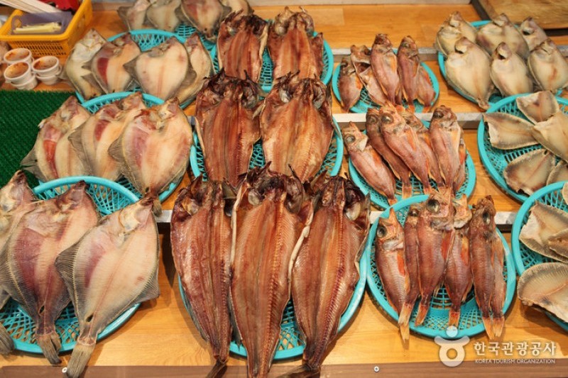 Sokcho Tourist &amp; Fishery Market  (5/17)
