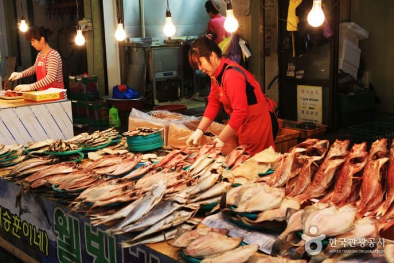 Sokcho Tourist &amp; Fishery Market  (11/17)